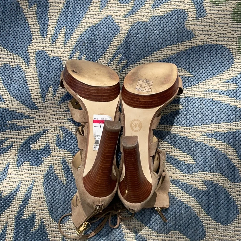 MICHAEL KORS Sofia Lace Up Platform Gladiator Sandal Tan Desert Brown 11